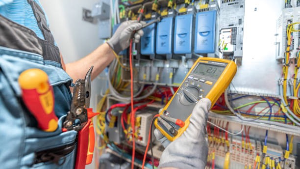 Best Electrical Outlet Repair  in Carmi, IL